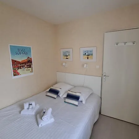 Charming With Balcony In Apartament