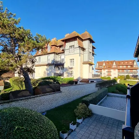 Apartament Charming With Balcony In *